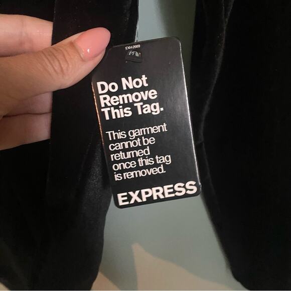 NWT Express Velvet Black Deep V Thong Bodysuit - Picture 4 of 8